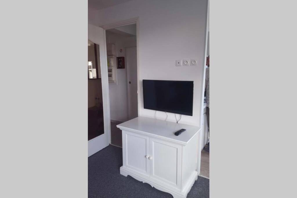 Duplex 1 Station Tramway Aeroport Paris-Orly Apartment Ати-Мон Екстериор снимка